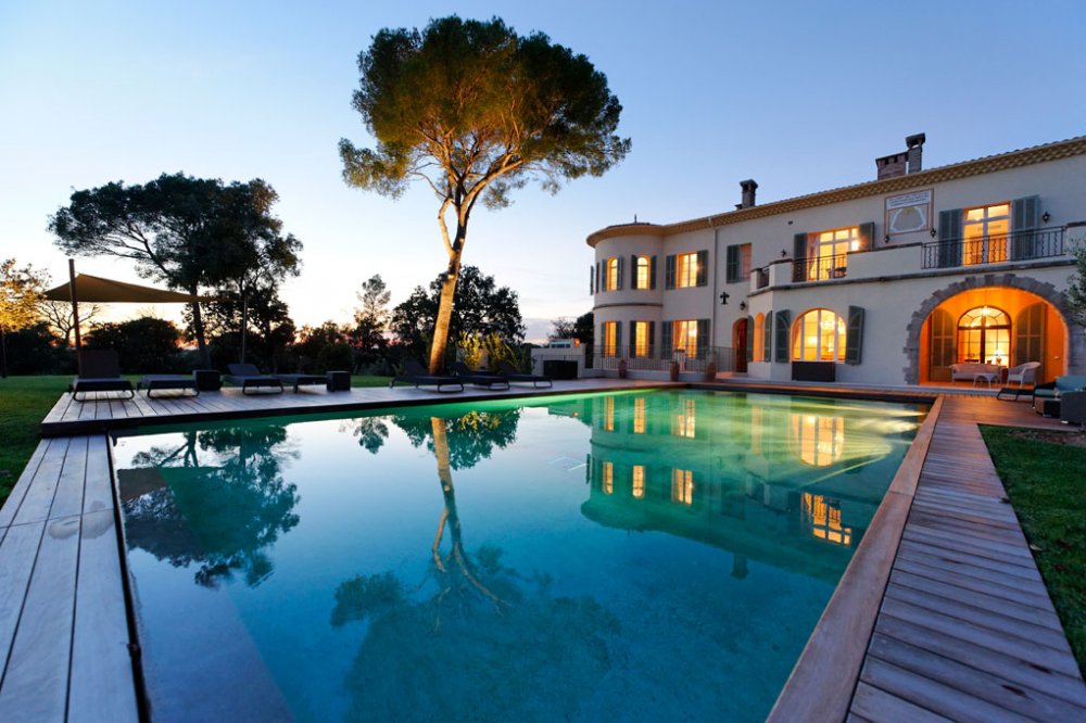 Luxury chateau on the French Riviera