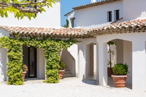 Hus til salg i Mougins